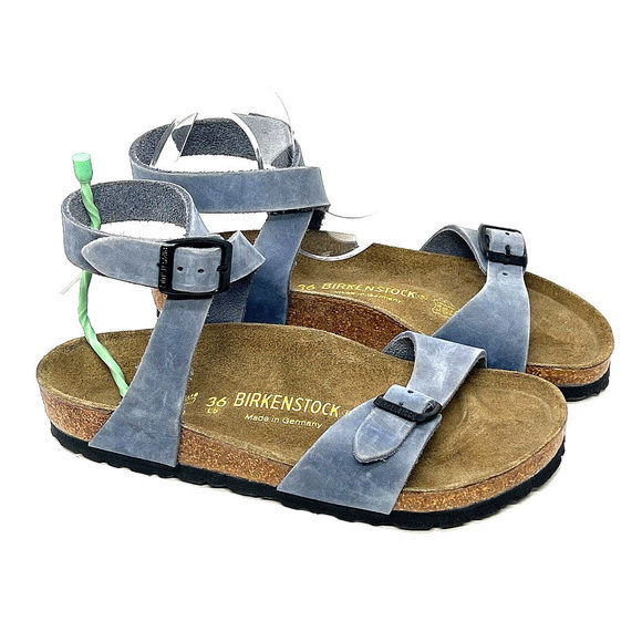 Isis - Picture 2 of 2